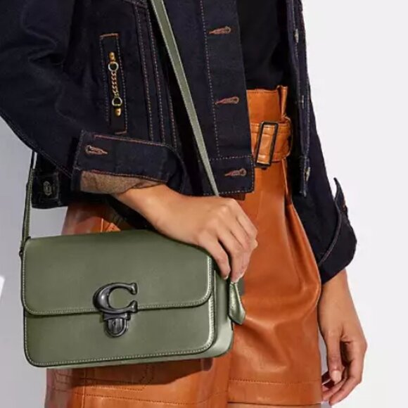 NWT Authentic COACH retail glovetanned Studio shoulder bag military gree olive - Picture 1 of 13